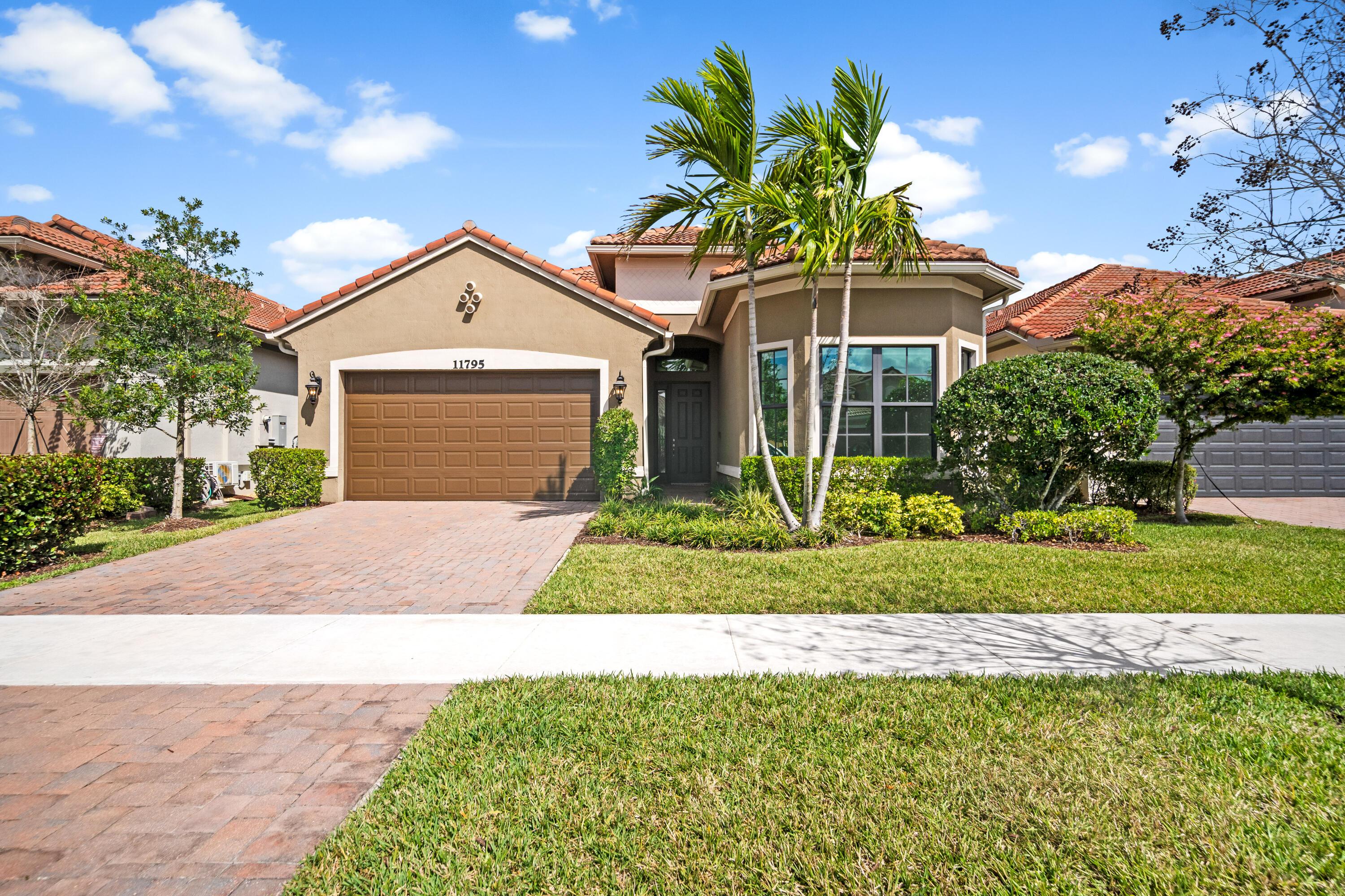 11795 Vivar Run, Parkland, FL 33076